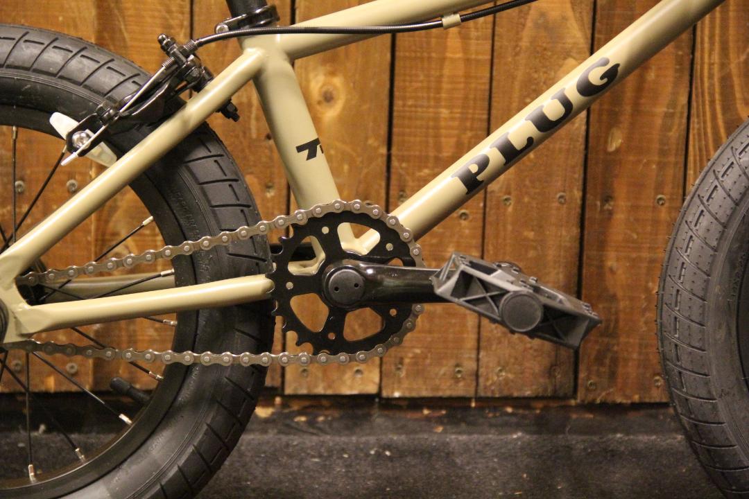 自転車　BMX 14インチ キッズバイク　TNB PLUG 14 FAT MATT SAND BEIGE　即決　送料無料　新品未使用　お子様でも止まるブレーキパッド付き_画像6