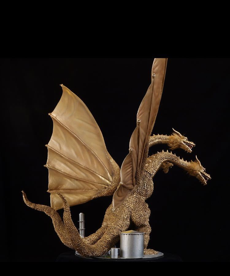 レジンシェフとうけけ団 キングギドラ1972 1/144 King Ghidorah ゴジラ ...