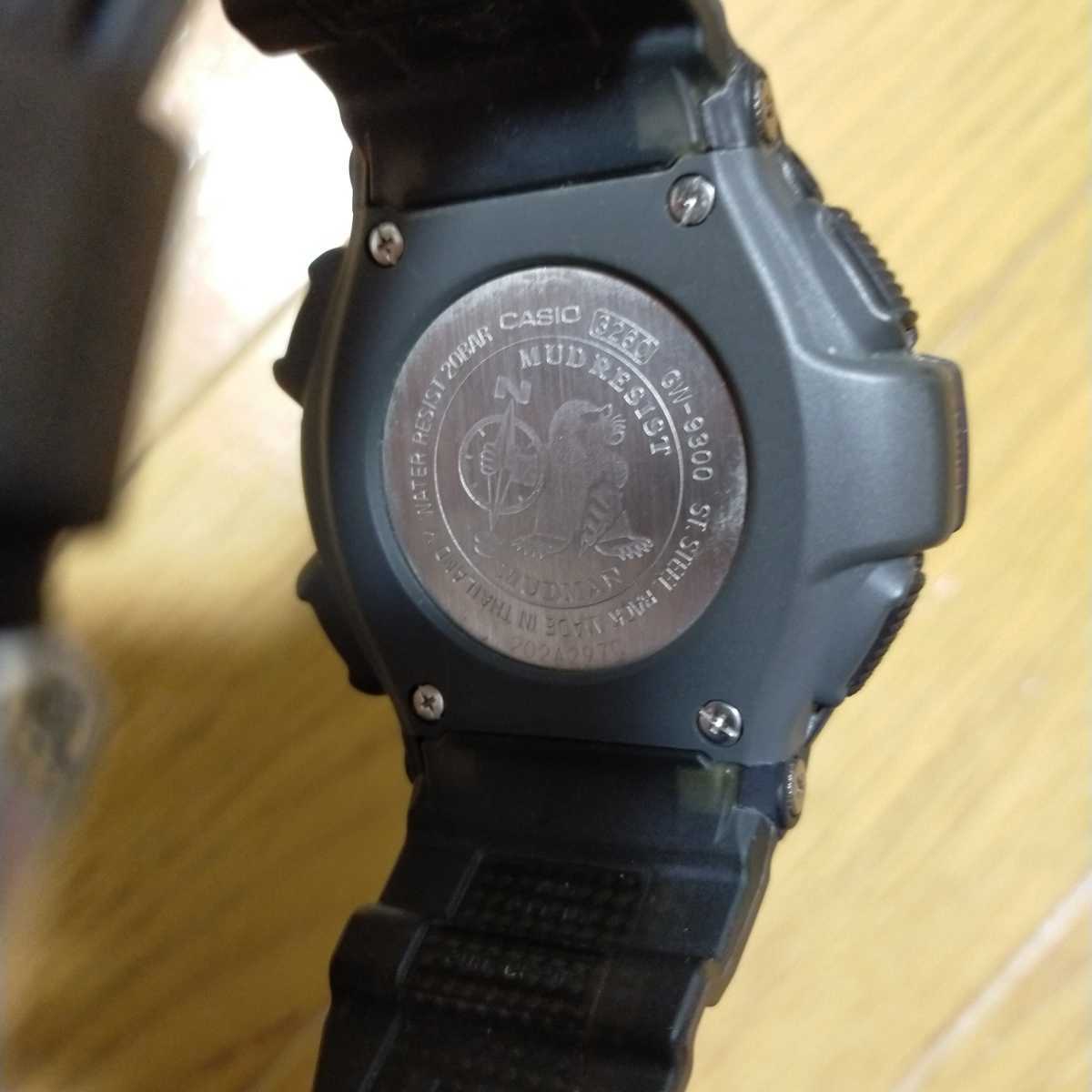 超人気モデル　カシオ G-SHOCK　マッドマン GW-9300-1JF　黒　ブラック　CASIO 電波ソーラー 腕時計 MUDMAN　メンズ　タフソーラー 新品_画像4