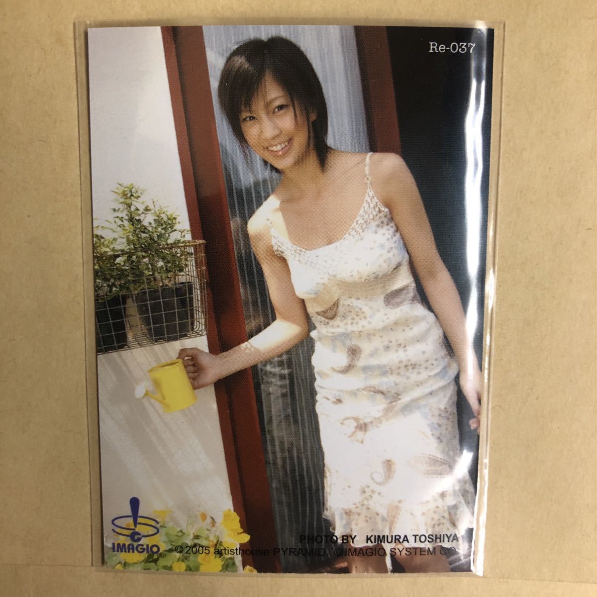 安田美沙子 2005 IMAGIO トレカ アイドル グラビア カード Re-037 タレント トレーディングカードの画像1