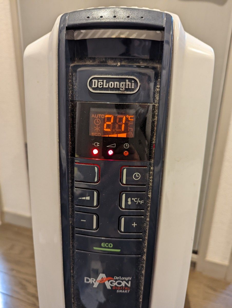 デロンギオイルヒーター TDDS0712BL 通電確認済み 紙の説明書無し