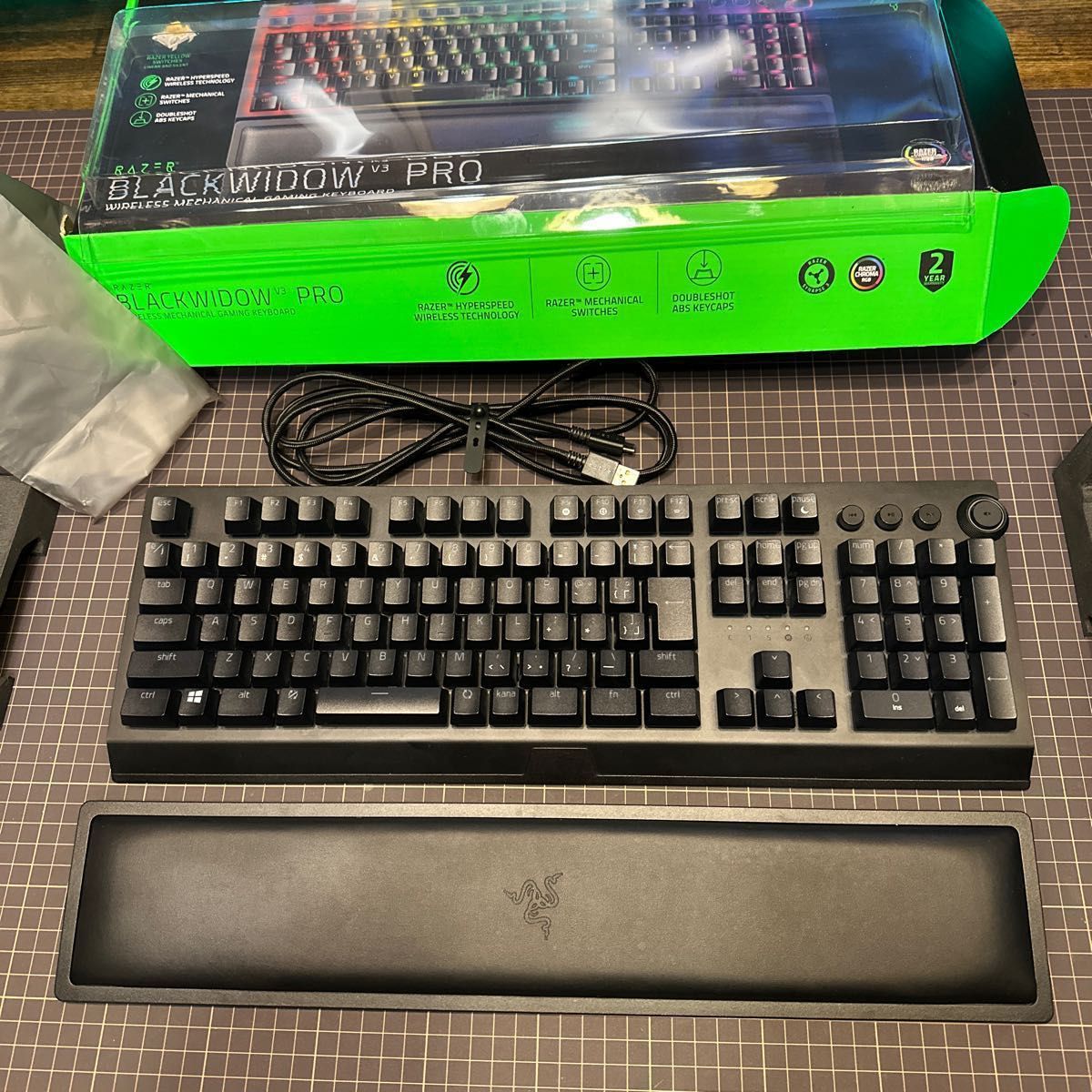 Razer BlackWidow V3 Pro JP Green Switch(ブラック)緑軸 メカニカル
