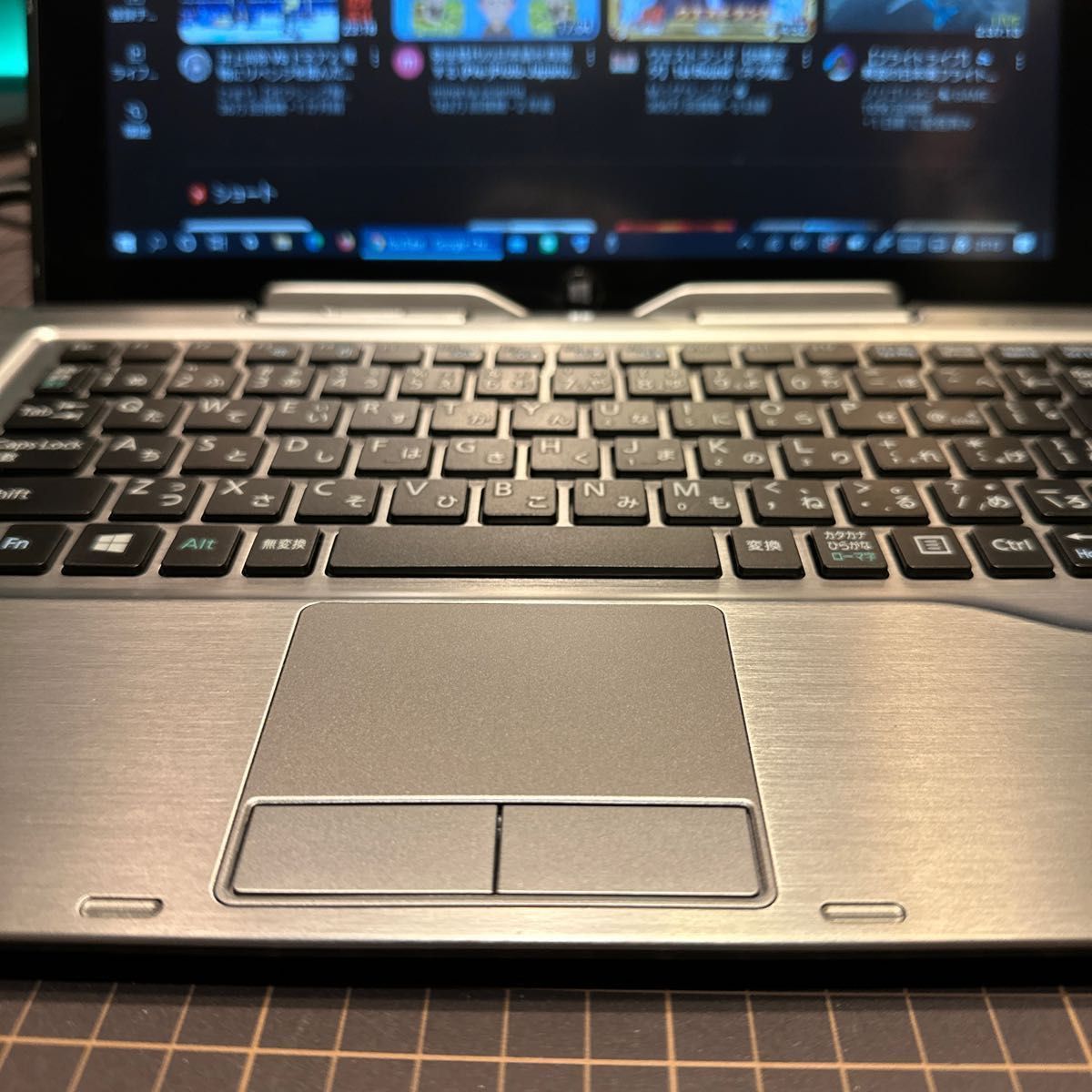 タブレットPC 富士通 STYLISTIC Q702/F FMVNQ7PE Core i5 3427U タブレットPC 富士通 STYLISTIC Q702/F FMVNQ7PE Core i5 3427U