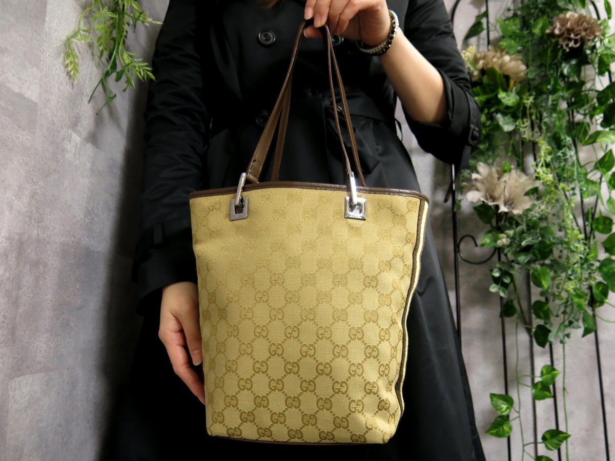 GUCCI マイクロシマ トートバッグ 黒 美品-