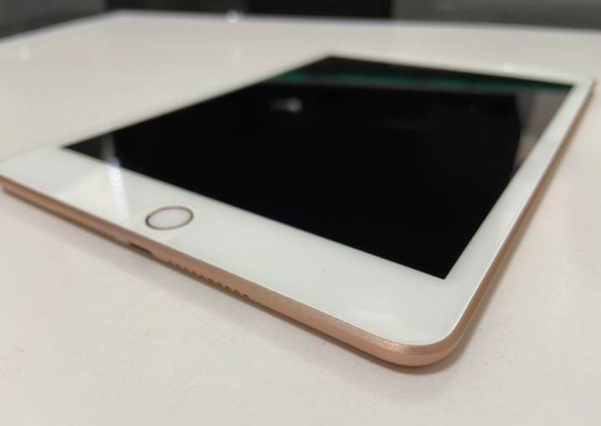 iPad mini 第5世代 Wi-Fi＋Cellularモデル 256GB SIMフリー タブレット