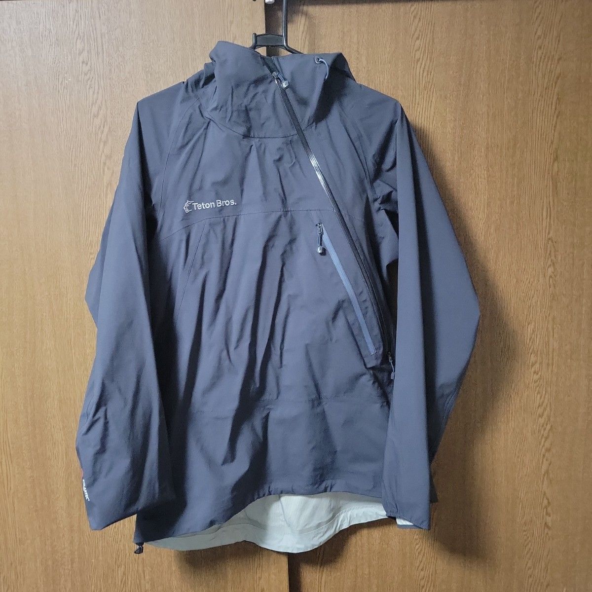 23最新入荷☆新品未使用☆TetonBrosティートンブロスSubジャケット-