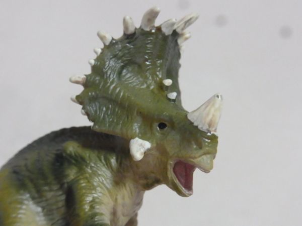 EIKOH ミニチュア プラネット　新種　恐竜　シノケラトプス_画像5