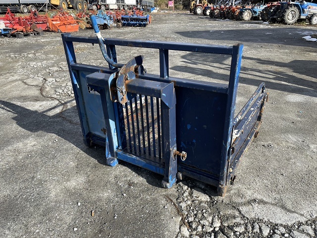 【岩手発】トラクター 整地キャリア 作業機 トラクターダンプ 除雪 3