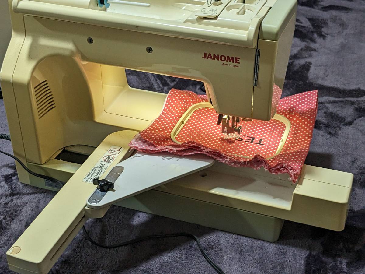 早割クーポン! ジャノメ刺しゅう機能付きミシン セシオ11000