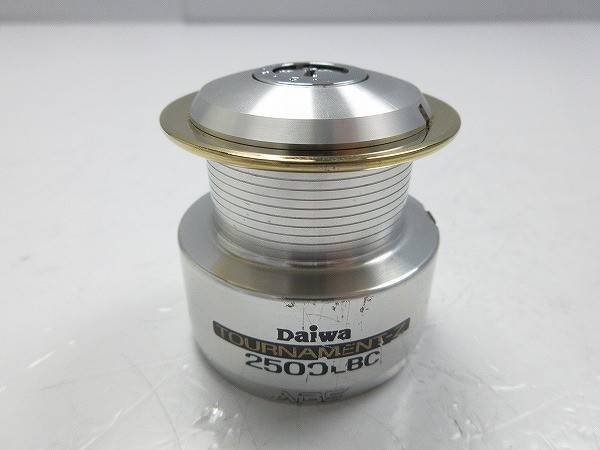 Yahoo!オークション - ダイワ トーナメントZ 2500LBC スプール Yahoo!オークション - ダイワ トーナメントZ 2500LBC スプール