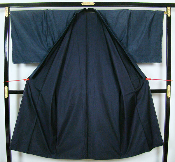 男物 長着 しつけ糸付き 未使用 藍染大島紬 横絣織 適用身長１６４ｃｍ位 正絹 10155_画像3