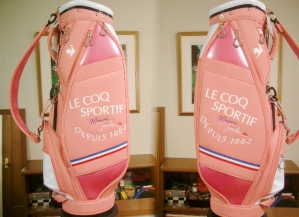 未使用　ルコック　スポルティフ　レディース　スタイリッシュ　合皮レザー　希少カラー　ピンク白　ゴルフバッグ