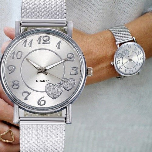 レディースハート腕時計　シルバー　銀　シンプル★クォーツ　女性　電池式