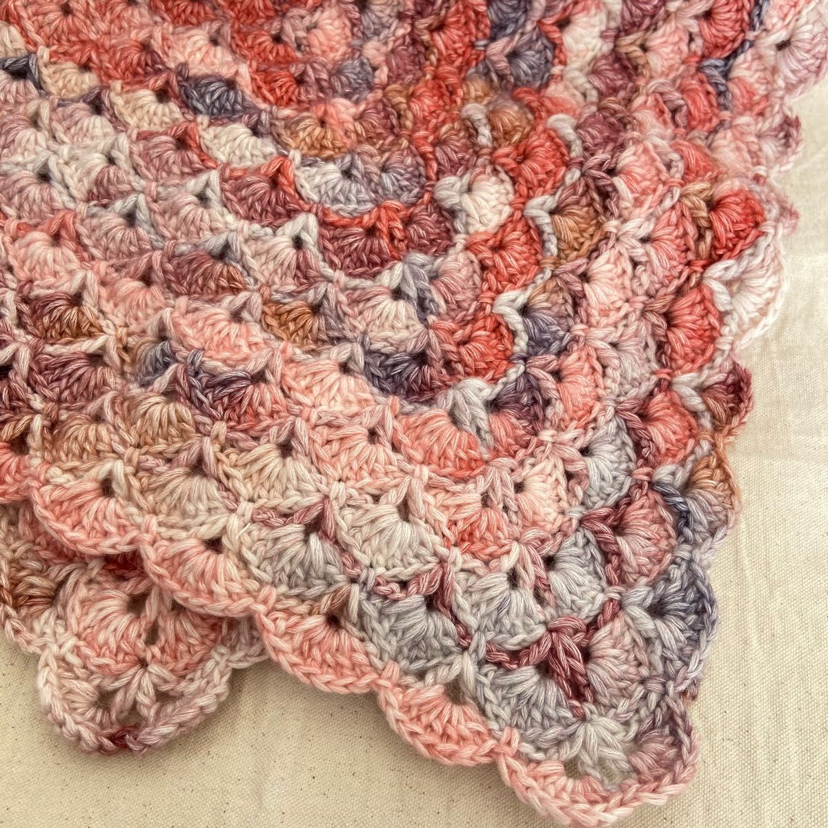 ハンドメイド ブランケット ひざ掛け 手編み かぎ針編み ハンドメイド ブランケット ひざ掛け 手編み かぎ針編み