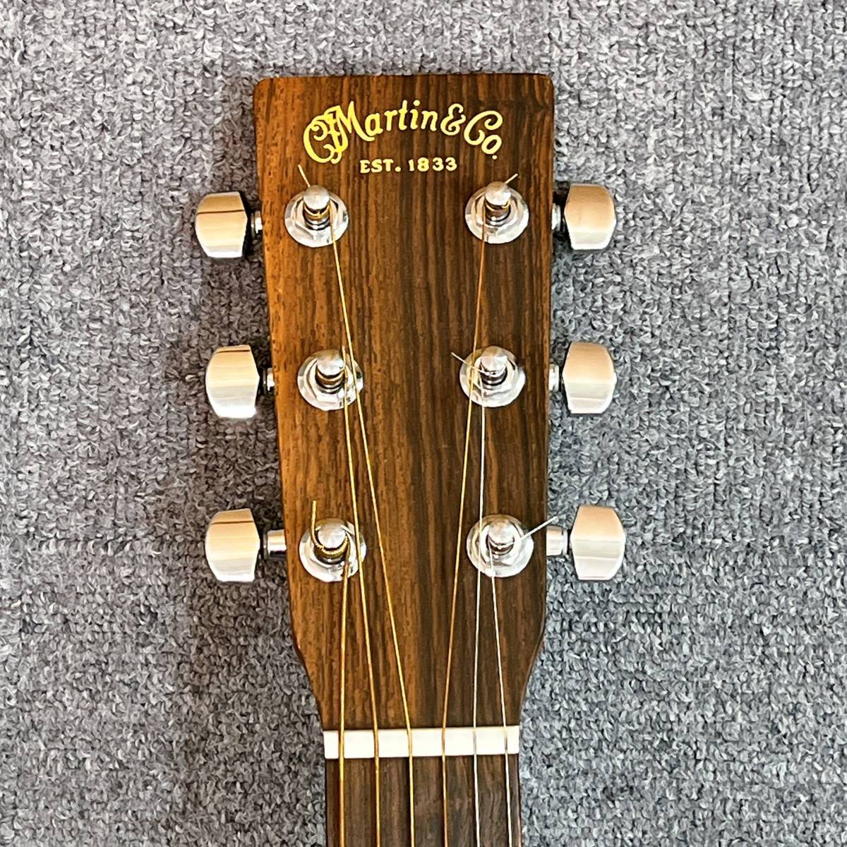 格安販売中 Martin DM ハードケース付 アメリカ製 アコースティック