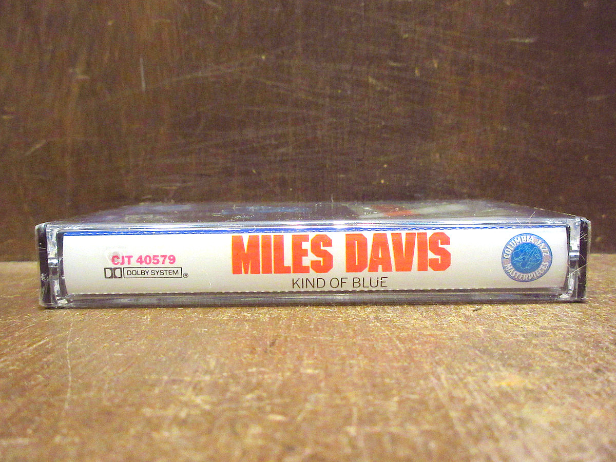 新品未開封MILES DAVIS●KIND OF BLUEカセットテープ●221205k2-otclctシールドジャズJAZZマイルス・デイヴィスアナログデッドストックの画像3