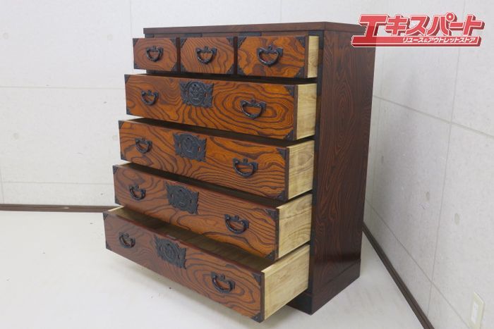 岩谷堂箪笥 民芸家具 整理箪笥 5段7杯 チェスト 南部鉄器金具 牡丹紋樣