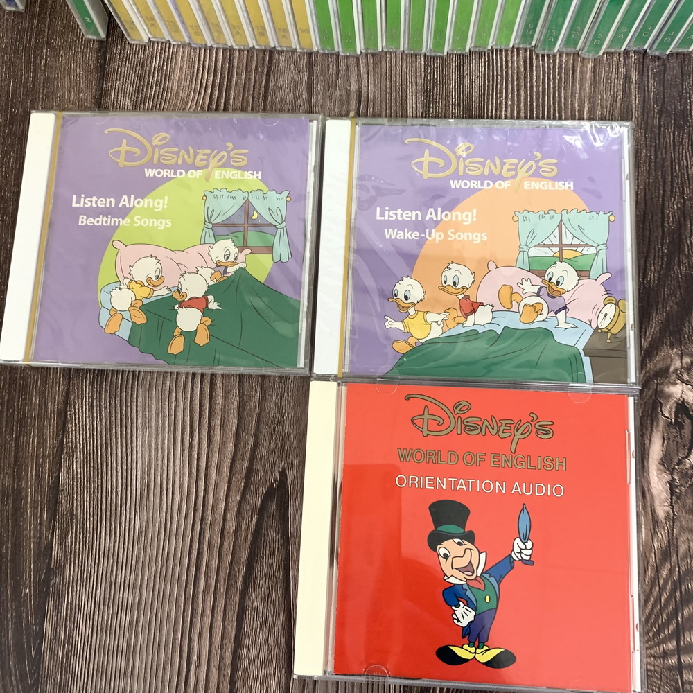 ほぼ未使用】Disney ディズニーワールドオブイングリッシュCD ほぼ未使用】Disney ディズニーワールドオブイングリッシュCD