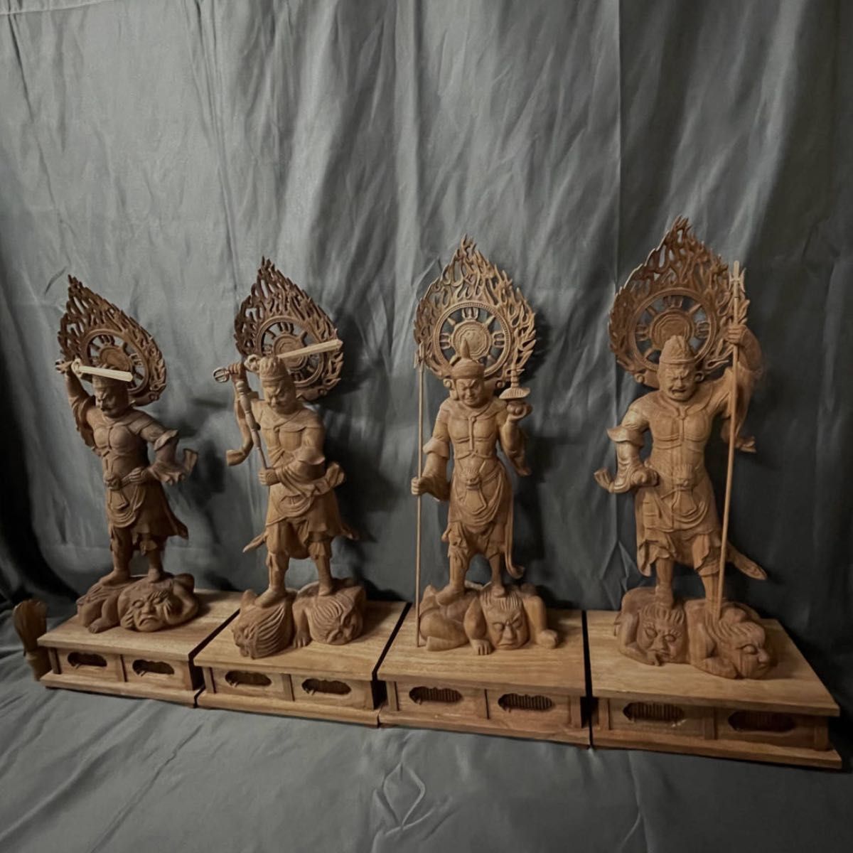大型高56cm 井波彫刻 仏教工芸品 総楠製 極上彫 木彫仏像 四天王像一式