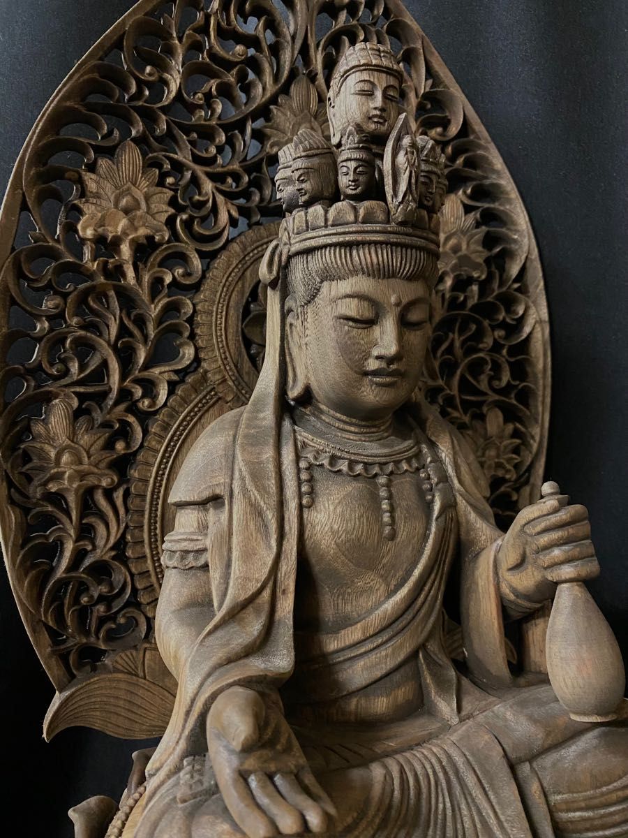 大型高62cm 井波彫刻 仏教工芸品　時代彫刻　香樟材　木彫仏教　仏師で仕上げ品　十一面観音菩薩座像