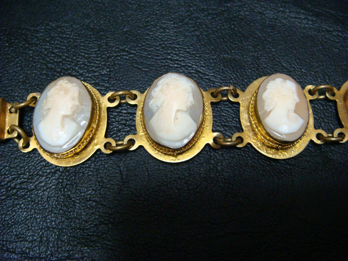 * antique cameo bracele *