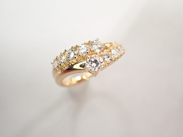 美品 田崎真珠 タサキ K18 ダイヤ計0.75ct デザイン リング 指輪
