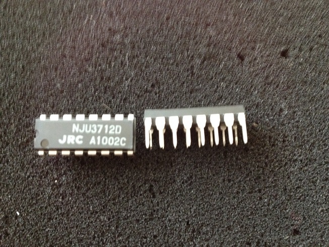 JRC　8-BIT SERIAL TO PARALLEL CONVERTER　NJU3712D　23個_画像1