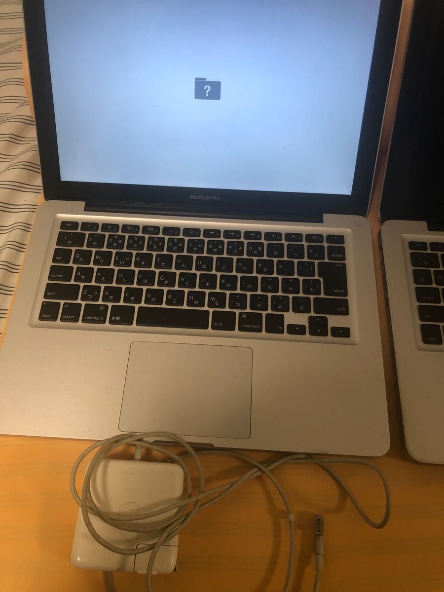 ジャンク品扱い MacBook Pro 2台 A1278 充電器1台付き Yahoo!フリマ（旧）-