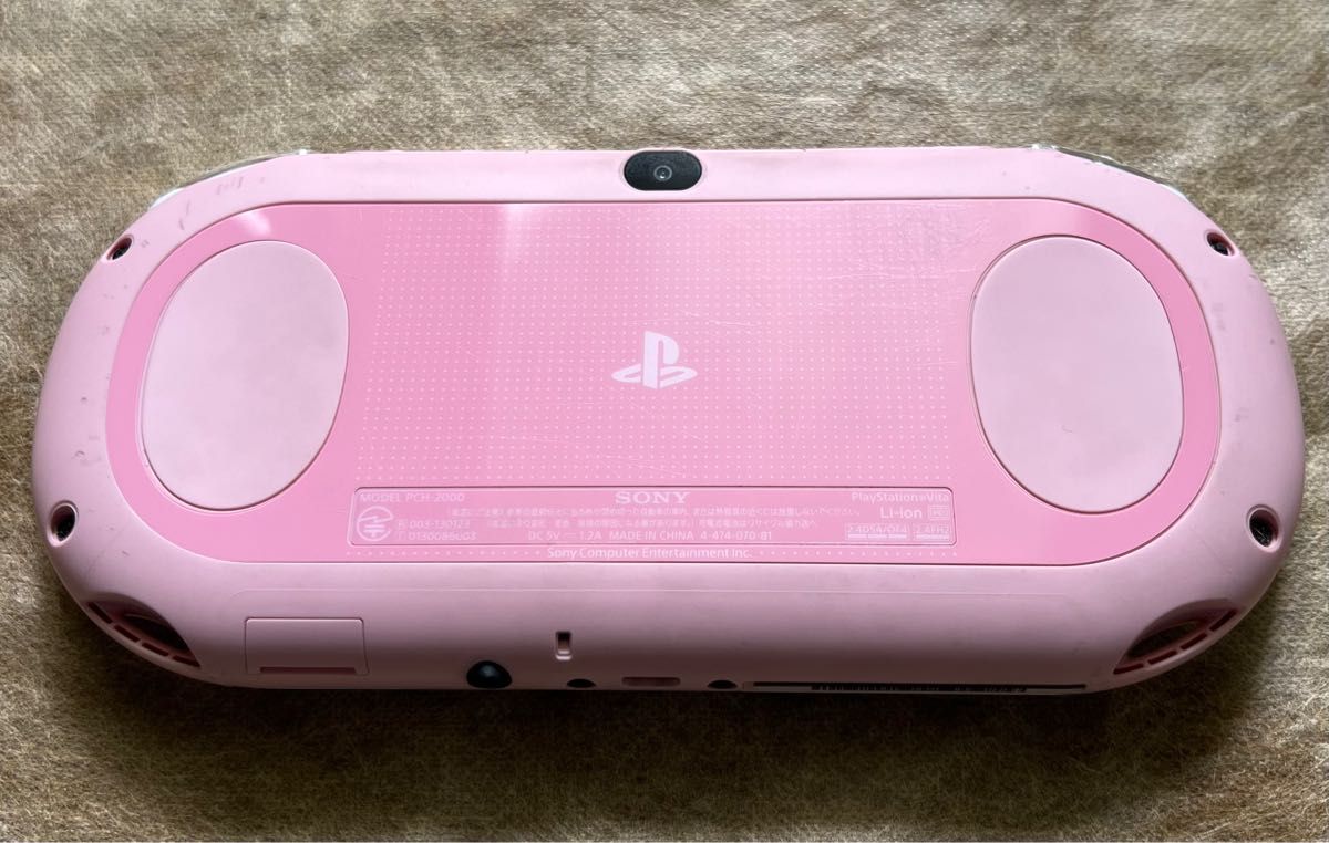 SONY PS Vita PCH-2000 ZA19 Wi-Fiモデル 本体 & 64GB ソニー SONY PS Vita PCH-2000 ZA19 Wi-Fiモデル 本体 & 64GB ソニー