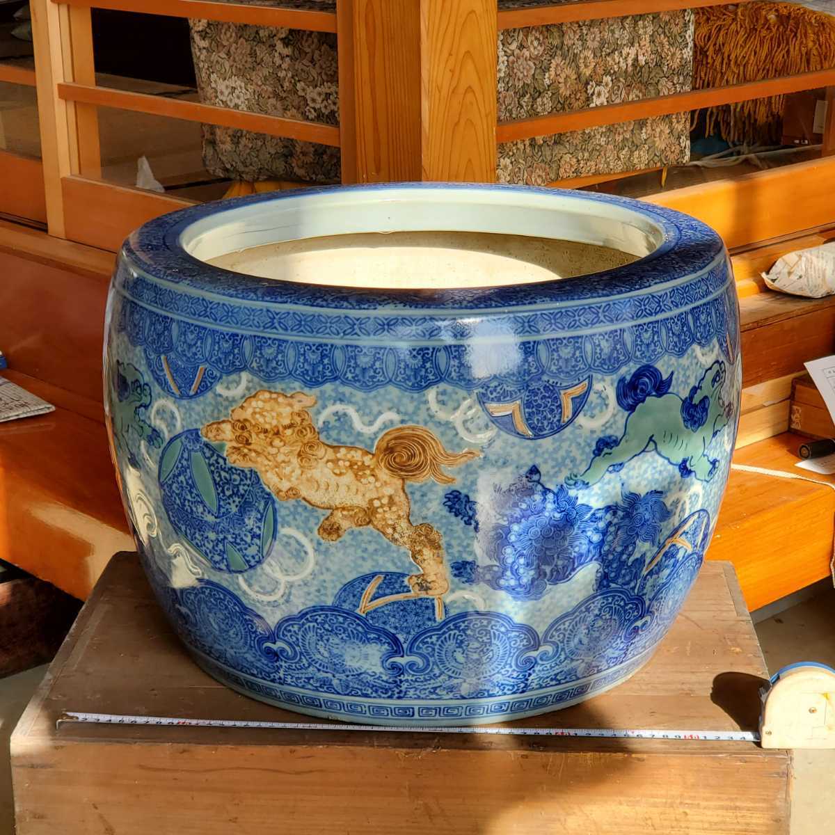 直径55cm 特大上手 陶磁器 伊万里 有田焼 獅子絵 唐草鳳凰 火鉢 //検索