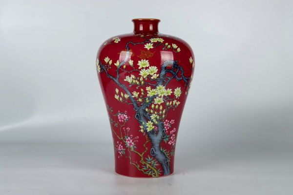 古びた蔵『清 雍正年製 陶磁器 紅地花卉紋 梅瓶』極細工 置物 擺件 古賞物 古美術 中国古玩