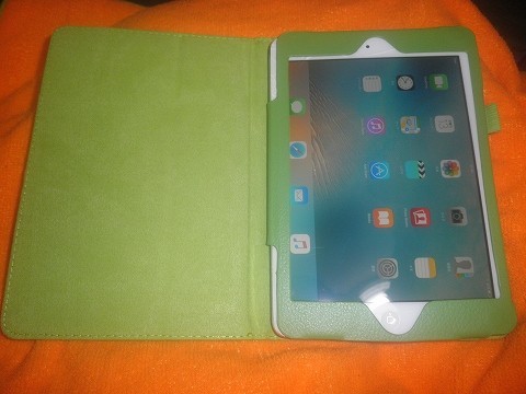 iPad本体 iPad mini Wi-Fi model 16GB MD531J/A white silver CASE SET