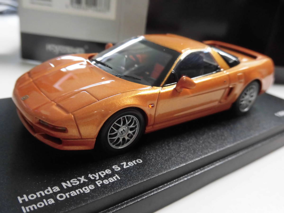 ホンダ　NSX　タイプSゼロ　【京商　1/43　ミニカー】　Type　S　Zero_画像1