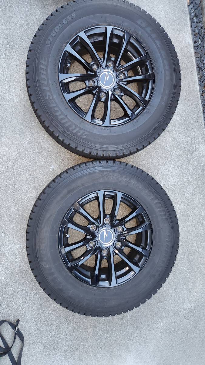 手渡しのみ。ハイエーススタッドレス 195/80/R15ブリザックVL1