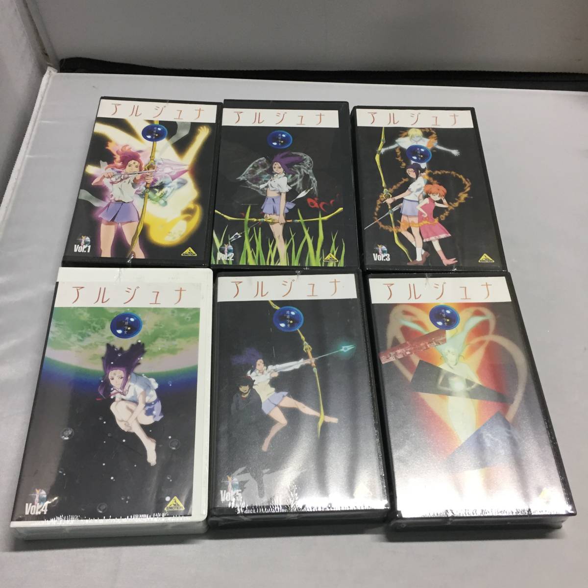 ●未開封 地球少女 アルジュナ Director's Edition 1-6巻 セット VHS ビデオテープ BANDAI バンダイ 【22/1122/01の画像2