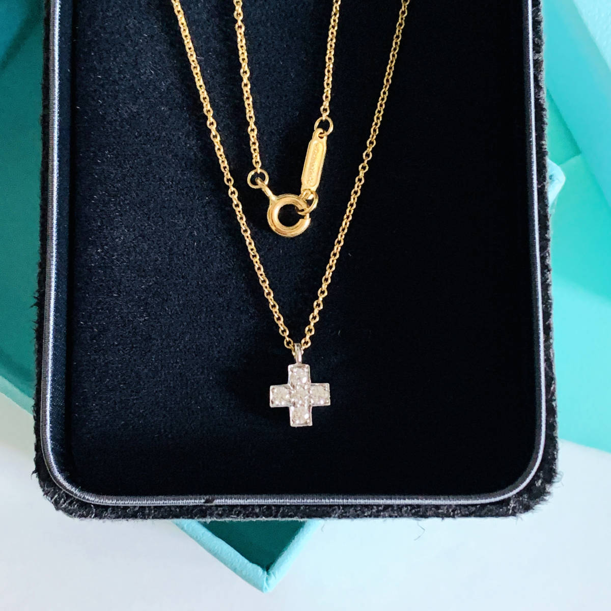 ティファニー 美品 ダイヤ5P クルーシーフォーム ネックレス pt950