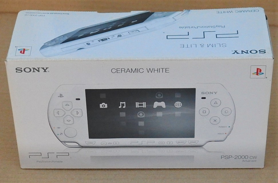 Yahoo!オークション - 即決☆新品未開封 PSP-2000CW セラミックホワイト...