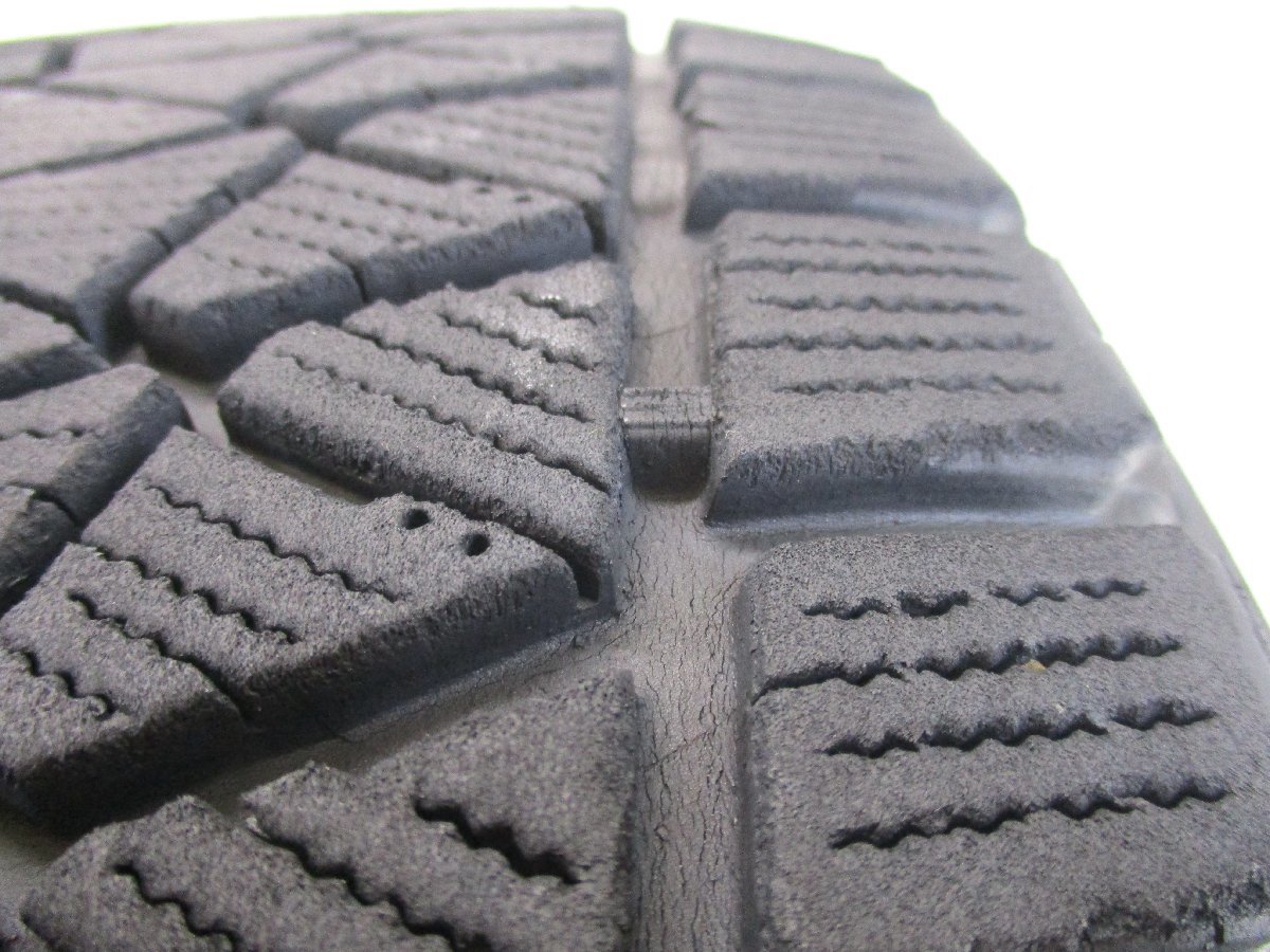 ■中古タイヤ■　225/60R18 100Q BRIDGESTONE BLIZZAK DM-V2 ヴァンガード ハリアー エクストレイル等 冬タイヤ 4WD 激安　送料無料　A238_シワ