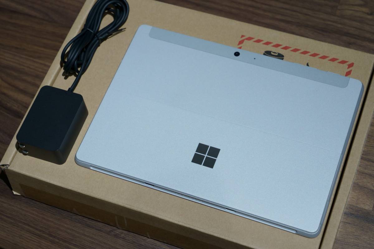 【送料無料】Microsoft Surface Go 3 8VD-00014 / Core i3 / メモリ 8GB / SSD 128GB / Windows 11 Pro / 法人向け / 美品_画像1