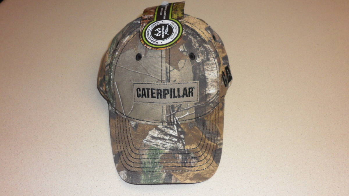 Caterpillar Cap Realtree AP Camo Hat New with tags Patch CAT Logo 海外 即決