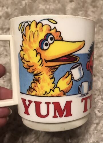 Vintage 1970s Sesame Street Melamine Plastic Cup Mug Muppets by Peter Pan USA 海外 即決