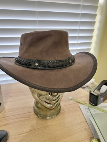 Barmah Hats Squashy Bronco Chocolate Leather Hat 1022 海外 即決