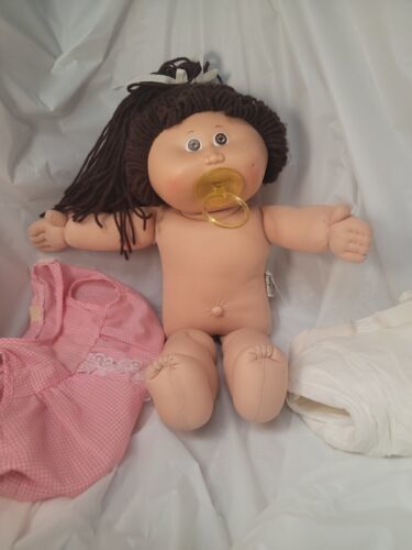 Cabbage Patch Doll 1978/1983 With Pacifier Brunette With Browm Eyes 海外 即決