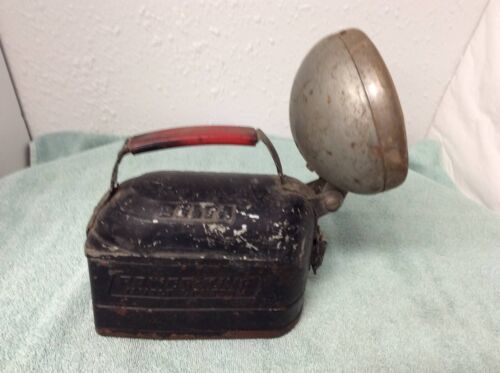 Vintage Delta Power King 12 Volt Lantern Battery Powered Handheld Flashlight 海外 即決 2