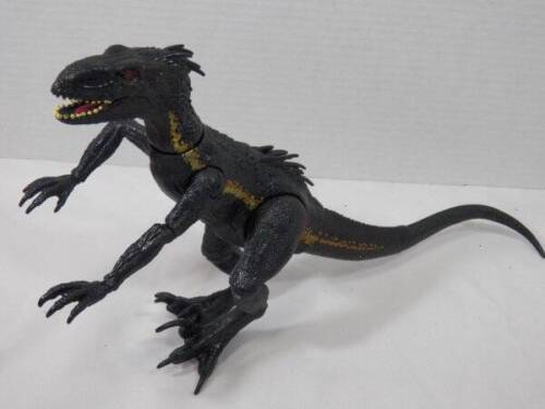 ~Mattel~ Jurassic World 2017 Indoraptor Poseable 16" Action Dinosaur Black Gold 海外 即決