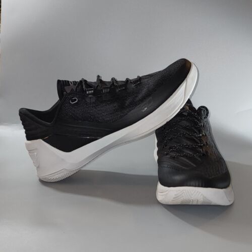 Under Armor Curry 3 Low Men's 31cm(US13) ブラック/Gray Sneakers (1286376-001) 海外 即決