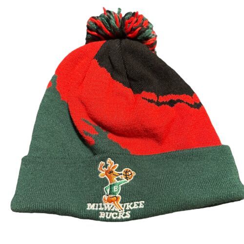 Milwaukee Bucks Green Red Paintbrush Winter Beanie Hat Pom Mitchell & Ness 海外 即決