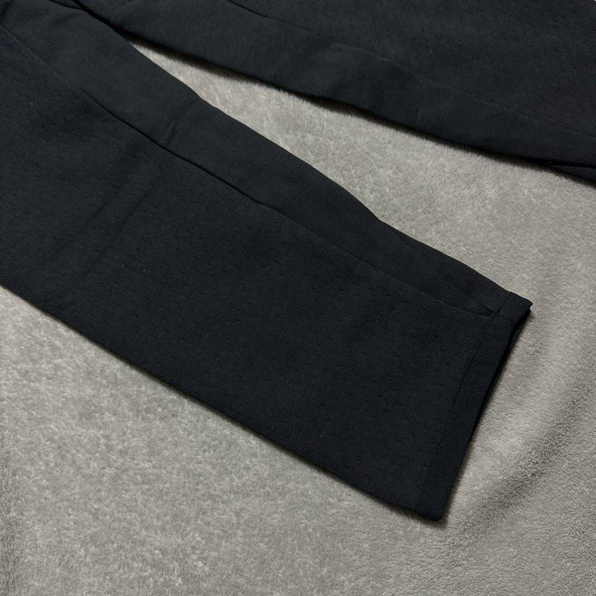 24,189円! Mサイズ 新品 adidas Z.N.E. スウェット上下セットアップ パーカー ジョガーパンツ フーディー ZNE テックフリース 黒 ブラック_画像8