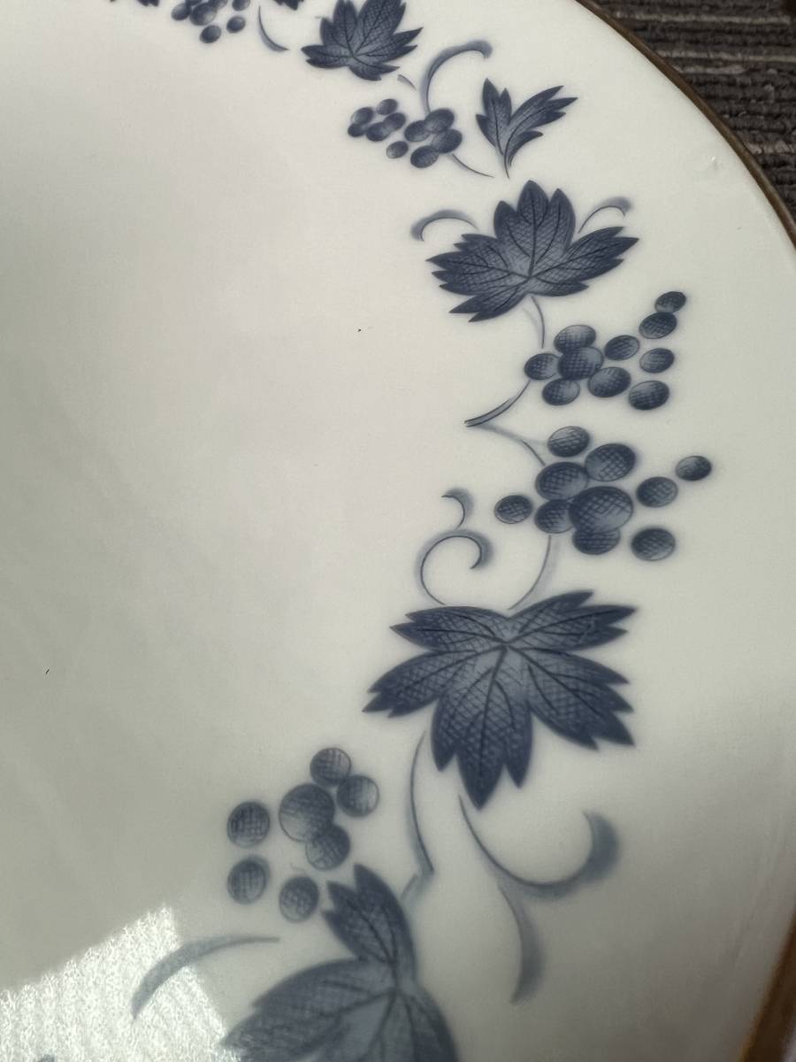 ☆Noritake　ノリタケ　ブドウ　オーバル型　大皿　パーティー皿　24×36.5cm　中古・箱なし　色落ちあります☆_画像2