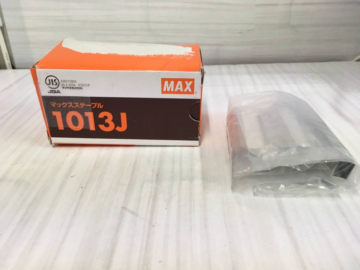0412r0209 Max (MAX) staple 1013J
